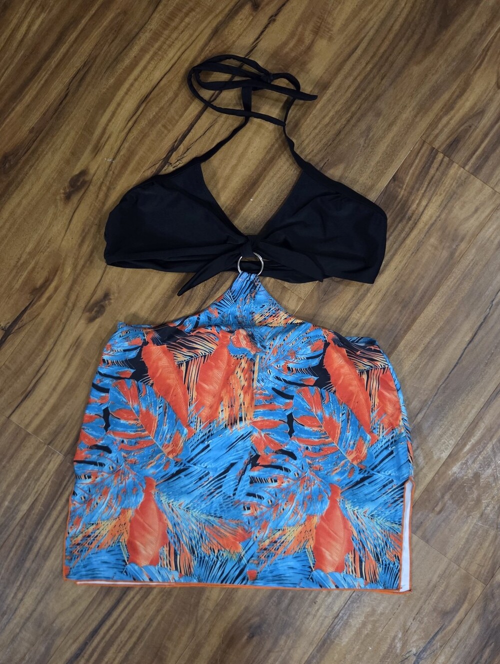Black & Tropical Print Cutout One-Piece Swimsuit – Size XL